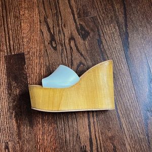 Steve Madden platforms wedge .